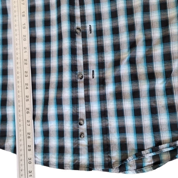 Wrangle Georg Strait Short Sleeve 2 Pocket Button Down Men Plaid Shirt  US M - Picture 8 of 8